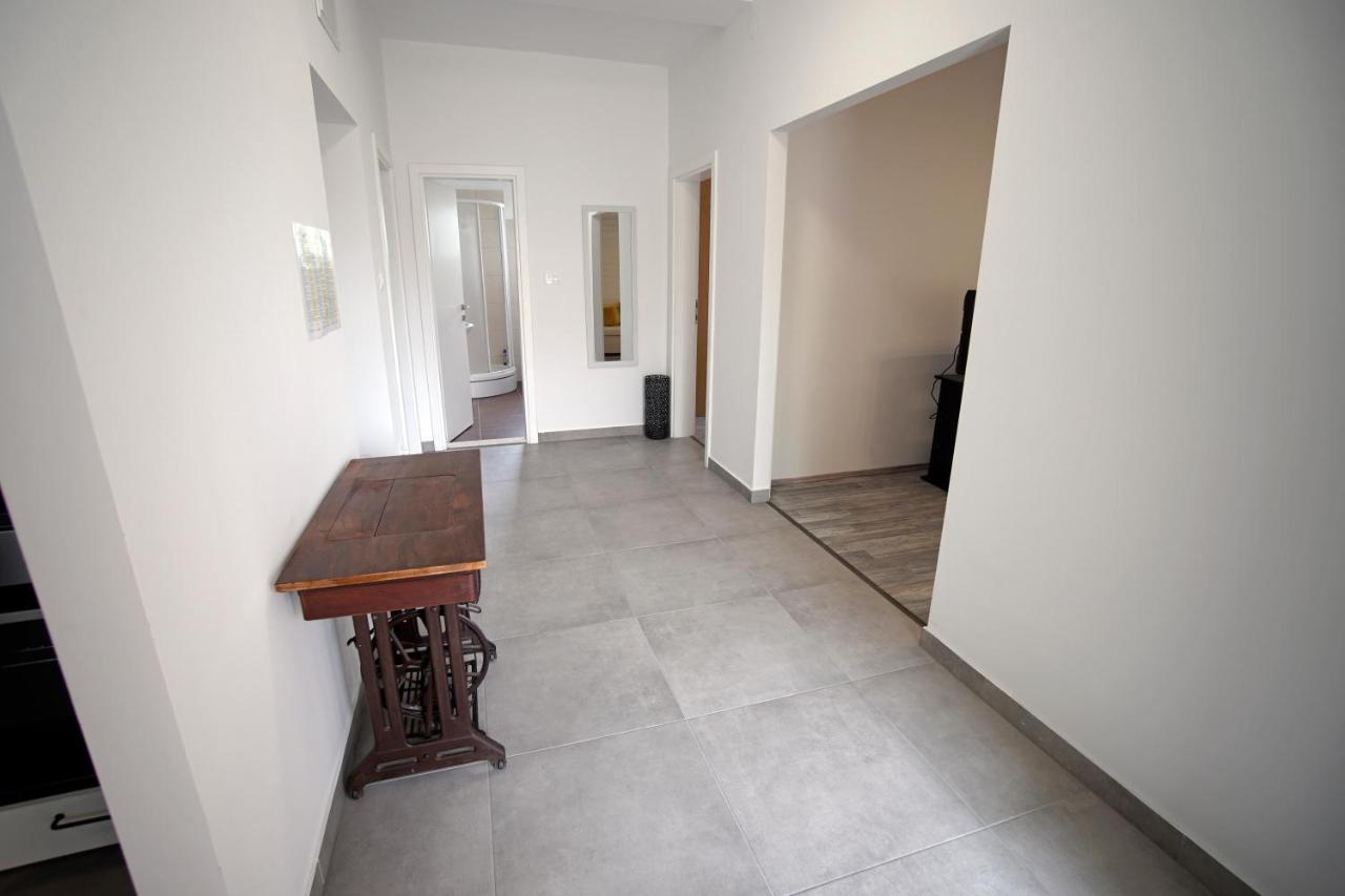 House - Apartman Sarah Kastela Luaran gambar