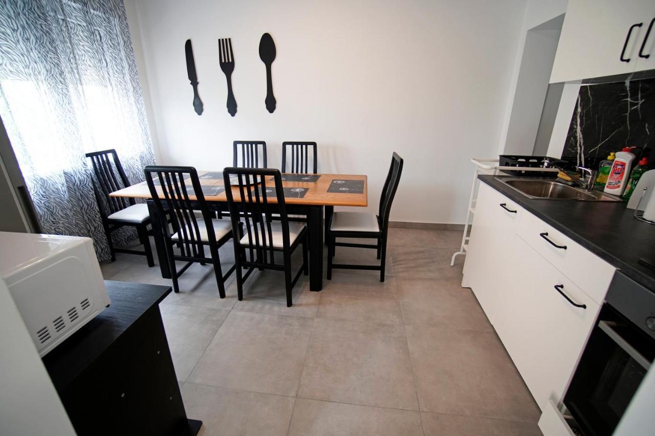 House - Apartman Sarah Kastela Luaran gambar